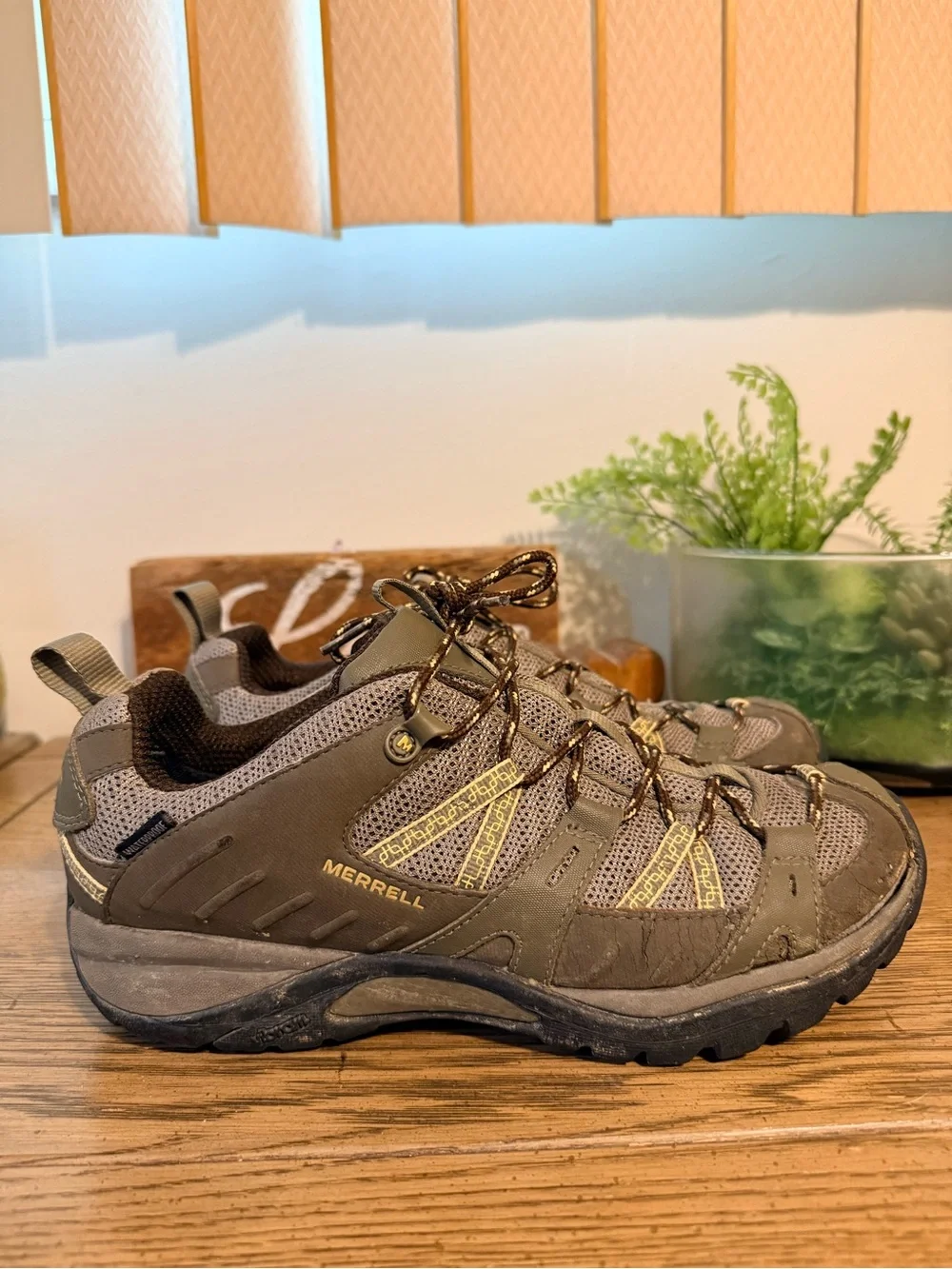 Women’s Merrell Hiking Shoes